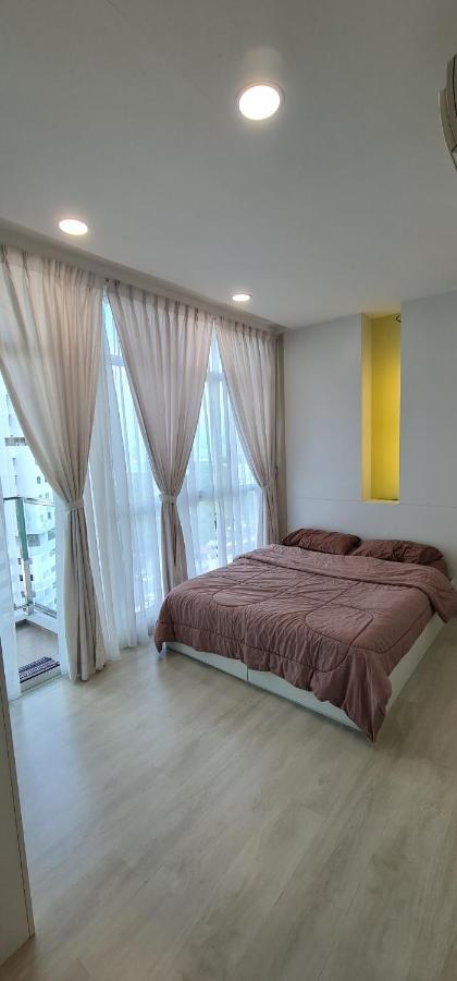 Straits Garden Suites By Yen'S Sojourn George Town Exterior foto